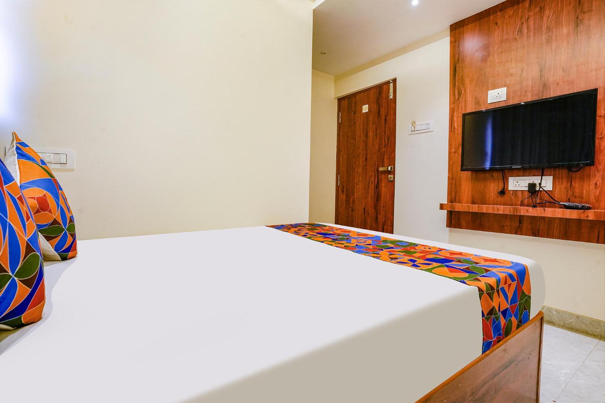 Fabexpress Utsav Residency - Nr Panvel Hotel Jamb Bagian luar foto
